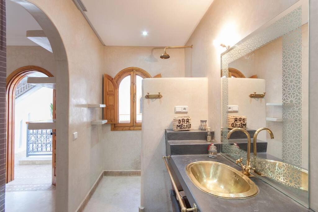 Riad Melilo Avec Piscine Chauffee Marraquexe Exterior foto