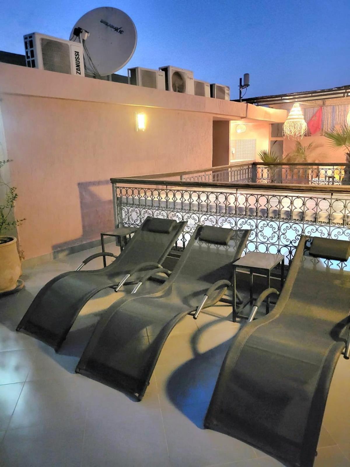 Riad Melilo Avec Piscine Chauffee Marraquexe Exterior foto